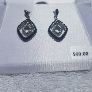 Black n white stone earrings